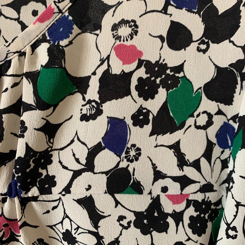 Talbots medium blouse - Picture 4 of 7